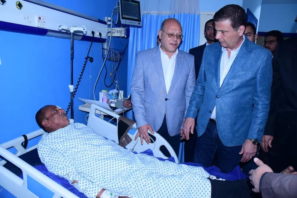 وزير الزراعة يزور مسئول حماية الأراضي المصاب ويقرر مكافأة 25 ألف جنيه وترقية استثنائية 2 - جريدة الجمهورية WhatsApp Image 2025 06 09 at 12.39.40 PM - جريدة الجمهورية