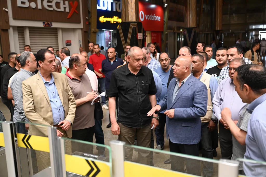 جولات ميدانية مفاجئة.. كامل الوزير يطمئن على جاهزية محطات القطارات لاستئناف الرحلات 8 - جريدة الجمهورية WhatsApp Image 2025 06 09 at 4.52.16 PM 1 - جريدة الجمهورية