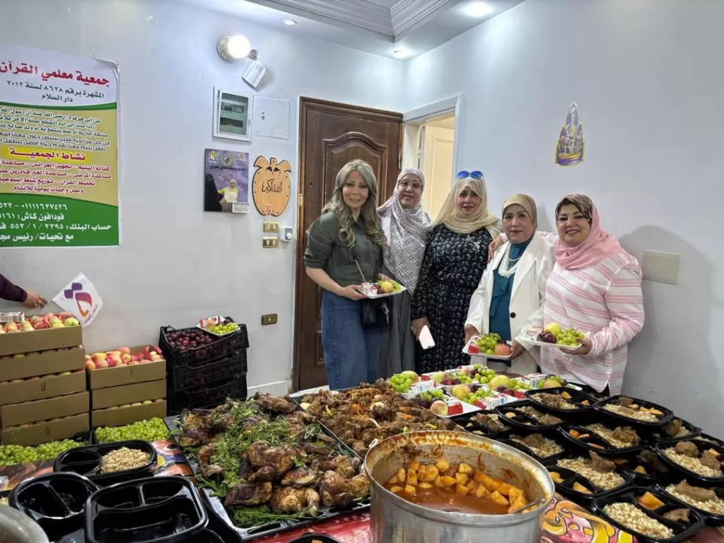 «العربي للتنمية الاجتماعية» و «القومي للمرأة» يوزعان لحوم الأضاحي على الجاليات العربية ودور الأيتام والمسنين 3 - جريدة الجمهورية WhatsApp Image 2025 06 10 at 5.08.58 PM - جريدة الجمهورية