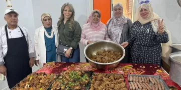 «العربي للتنمية الاجتماعية» و «القومي للمرأة» يوزعان لحوم الأضاحي على الجاليات العربية ودور الأيتام والمسنين