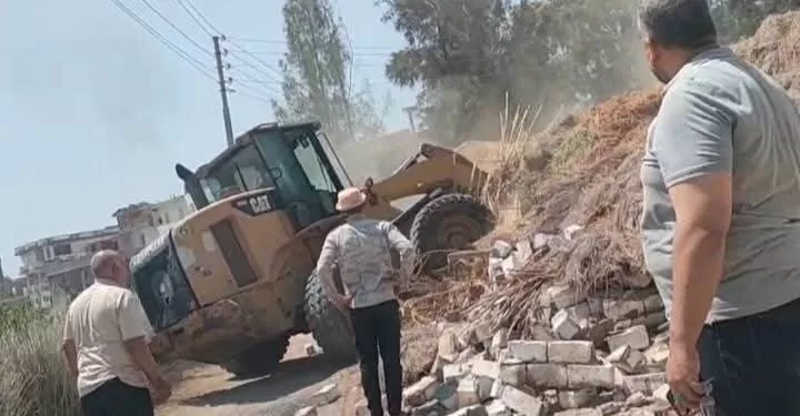 إزالة 23 حالة تعدٍّ على أراضي الدولة في البحيرة.. والمحافظ: الحملات مستمرة 1 - جريدة الجمهورية إزالة 23 حالة تعدٍّ على أراضي الدولة في البحيرة.. والمحافظ: الحملات مستمرة