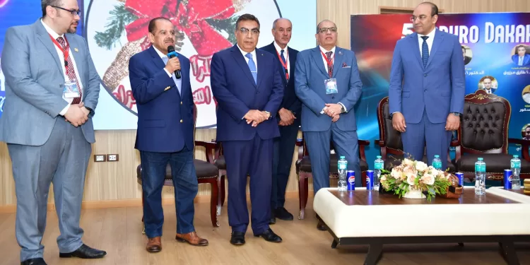 محافظ الدقهلية يشهد المؤتمر الخامس لوحدات الكلى بحضور رائد زراعة الكلى بالشرق الأوسط