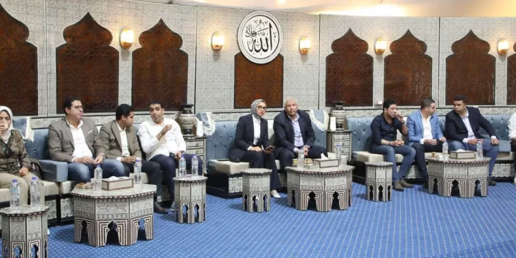 تعزيزًا للتعاون المشترك.. نائب محافظ سوهاج يزور مشروعات الحوكمة الذكية بالوادي الجديد