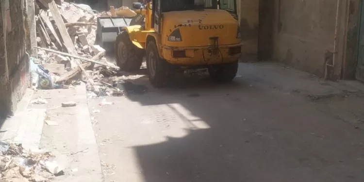 حي وسط الإسكندرية يُطلق حملاته اليومية لضبط النظافة العامة 1 - جريدة الجمهورية حي وسط الإسكندرية يُطلق حملاته اليومية لضبط النظافة العامة