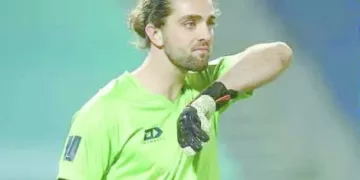 «تريسى».. ضحية انتصار «بايرن» الكاسح على «أوكلاند»