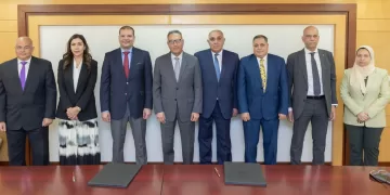 تسهيلًا للخدمات: بروتوكول تعاون بين التأمين الصحي الشامل واتحاد بنوك مصر