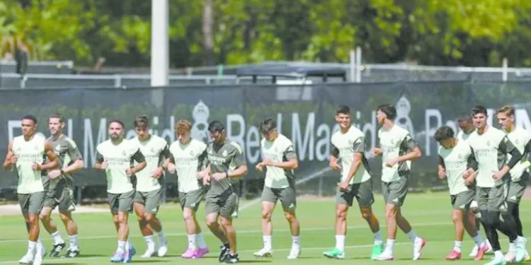 أزمة التأشيرة تبعد «السومة» عن الوداد أمام مانشستر سيتى