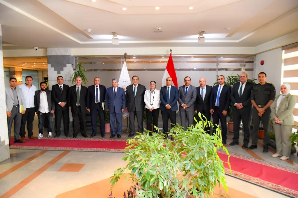وزيرة البيئة: التوسع في وحدات البيوجاز سيحقق عوائد اقتصادية وبيئية أكبر 6 - جريدة الجمهورية WhatsApp Image 2025 06 19 at 11.58.14 AM 2 - جريدة الجمهورية