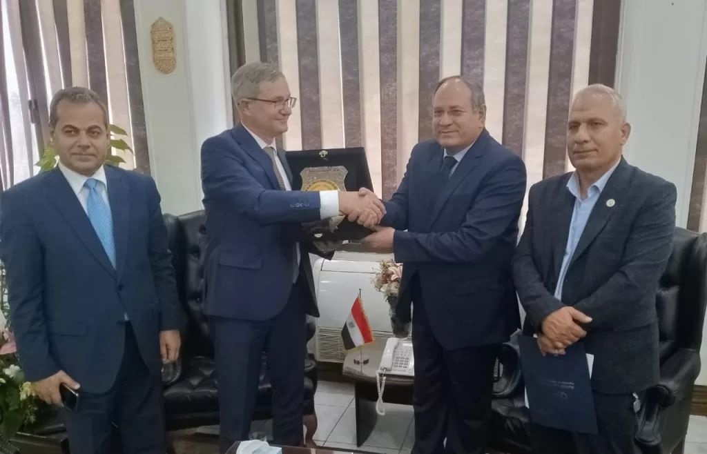رئيس البحوث الزراعية يستقبل وزير الزراعة الصربي لتعزيز التعاون في الأمن الغذائي ودعم صغار المزارعين 2 - جريدة الجمهورية WhatsApp Image 2025 06 20 at 1.46.24 PM - جريدة الجمهورية