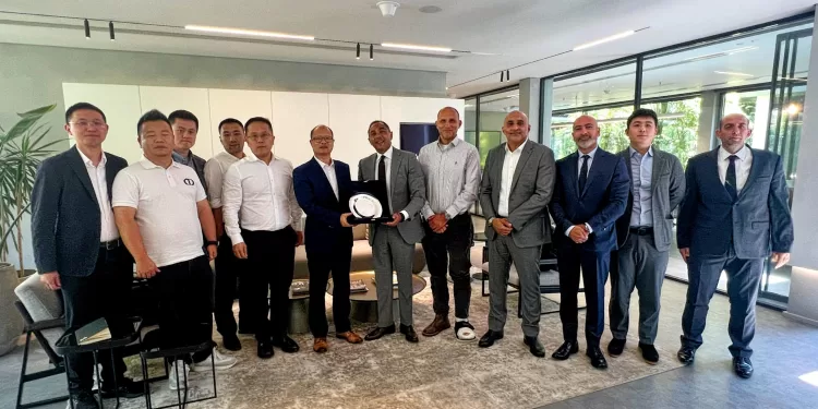 تعزيزًا للشراكة الناجحة.. نائب رئيس «جيلي» يزور «أبوغالي موتورز» لبحث آفاق التوسع بمصر