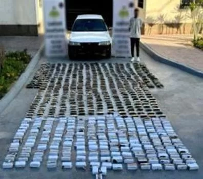 ضربة قاضية لتجار السموم.. سقطوا في قبضة الأمن بـ70 مليون جنيه 2 - جريدة الجمهورية WhatsApp Image 2025 06 20 at 4.29.07 PM 1 - جريدة الجمهورية