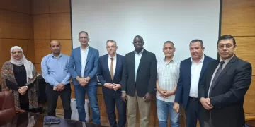 في إطار جهود نقل الخبرة المصرية، ناقش معهد المحاصيل الحقلية ومدير مركز الأرز الأفريقي سبل تعزيز التعاون البحثي لزيادة إنتاج الأرز في الدول الأفريقية