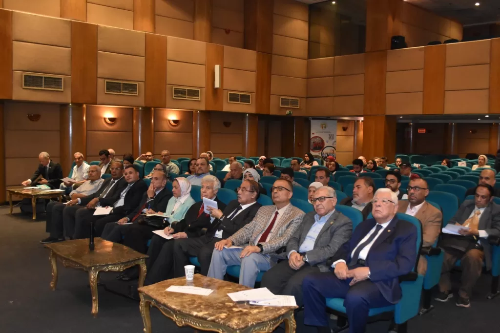 بمشاركة مسؤولين وبرلمانيين.. المنتدى المصري يضع خططًا لتحقيق أهداف تنموية مشتركة 4 - جريدة الجمهورية WhatsApp Image 2025 06 22 at 14.42.09 f9e36f18 - جريدة الجمهورية