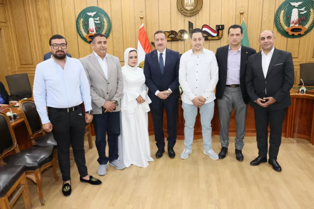 لفتة إنسانية.. محافظ المنوفية «وكيلًا» لزواج عروس يتيمة 2 - جريدة الجمهورية WhatsApp Image 2025 06 23 at 14.57.02 ed29bee5 - جريدة الجمهورية