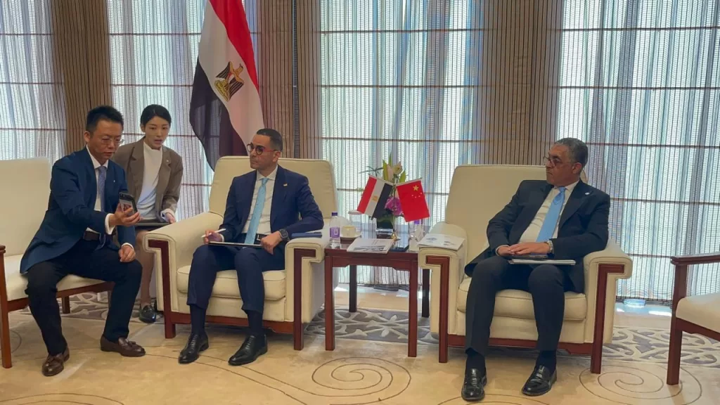 الخطيب في الصين: لقاءات مكثفة لتعزيز الاستثمار بمصر 3 - جريدة الجمهورية WhatsApp Image 2025 06 23 at 17.19.33 bab45087 - جريدة الجمهورية