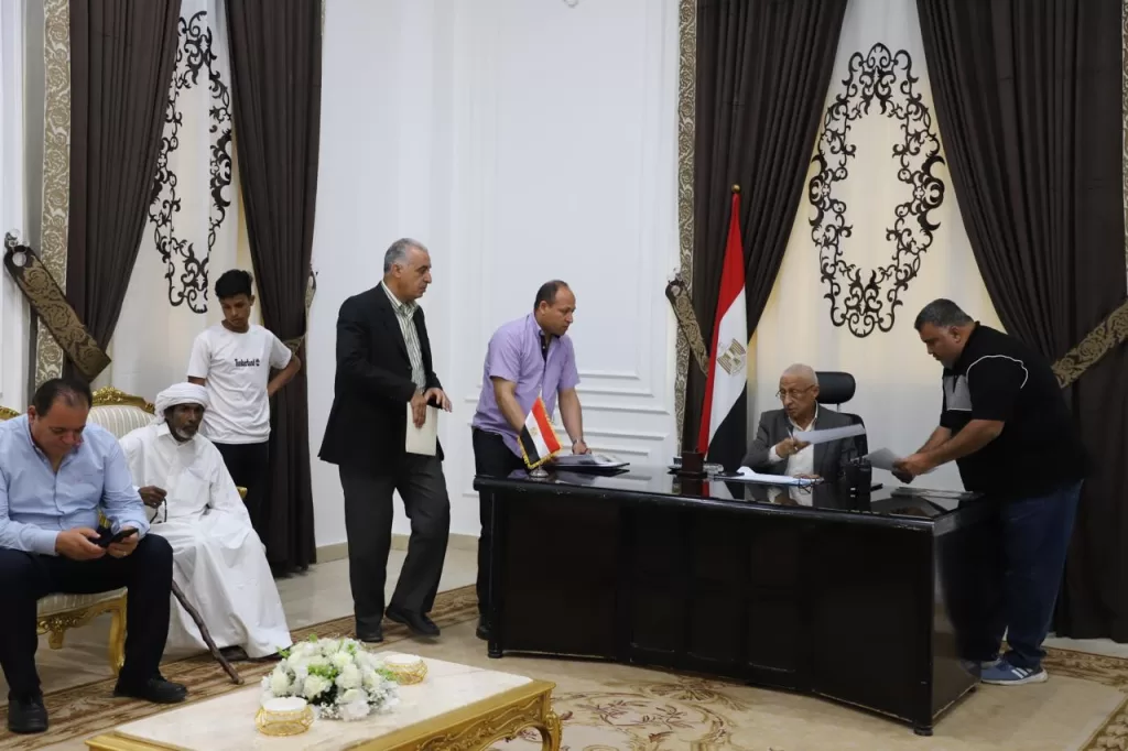 مجاور يوجه بتعزيز التواصل المباشر بين الجهاز التنفيذي والمواطنين 2 - جريدة الجمهورية WhatsApp Image 2025 06 24 at 14.45.00 bb08bbcb - جريدة الجمهورية