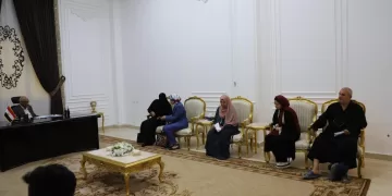 مجاور يوجه بتعزيز التواصل المباشر بين الجهاز التنفيذي والمواطنين