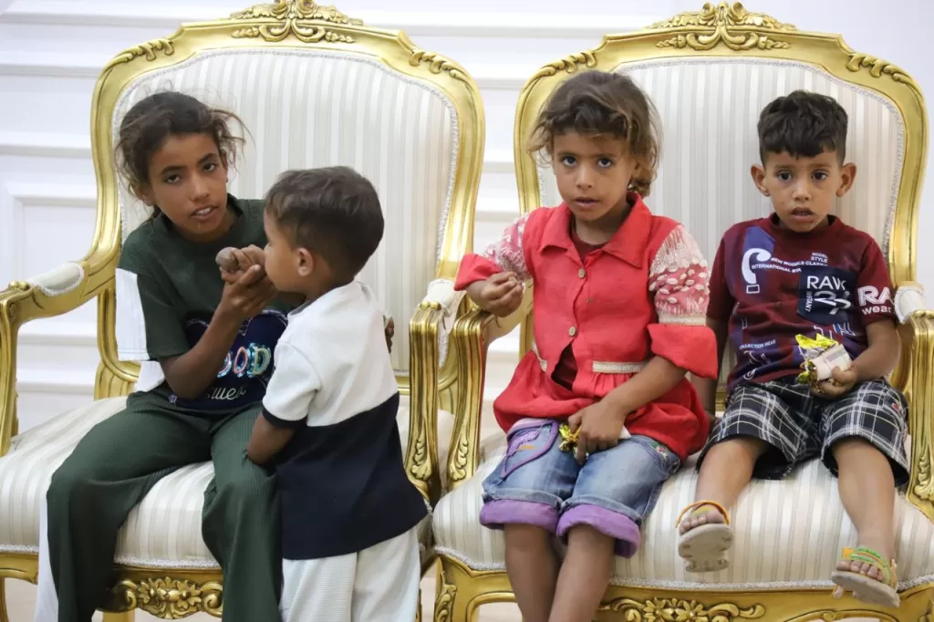 لفتة إنسانية: محافظ شمال سيناء يلتقي «ملك بائعة الفشار» وأسرتها لدعمهم 2 - جريدة الجمهورية WhatsApp Image 2025 06 24 at 14.59.32 c635945a - جريدة الجمهورية