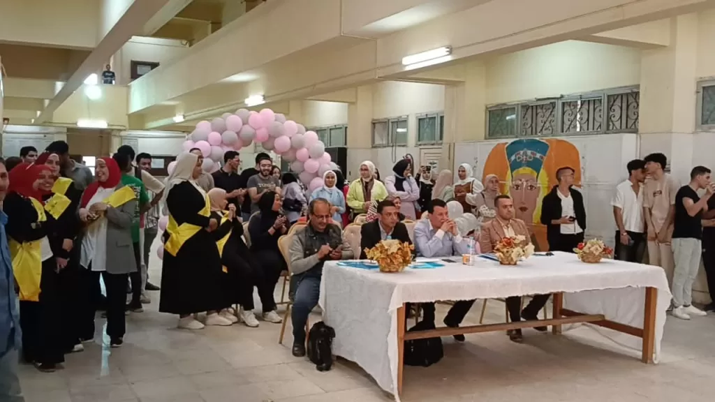 ختام مُبهر لمهرجان حلوان الثقافي: نجاح لافت وتفوق "«للآداب» و«التمريض» 2 - جريدة الجمهورية WhatsApp Image 2025 06 25 at 13.13.50 51703424 - جريدة الجمهورية