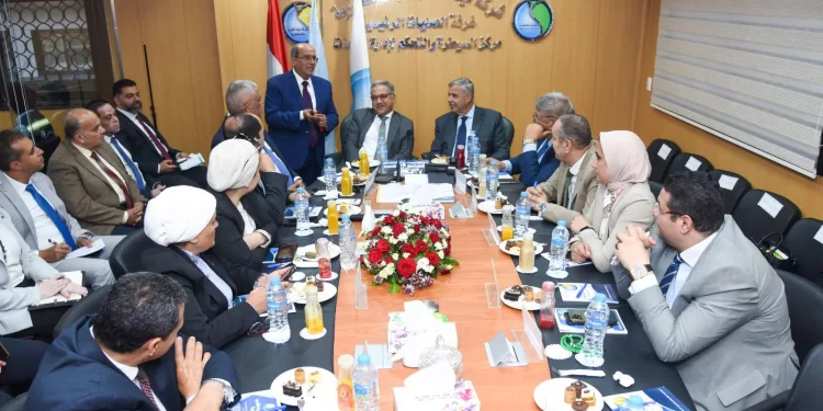 إزالة التعديات على أراضي الدولة بمحيط منطقة قلعة قايتباي بالإسكندرية