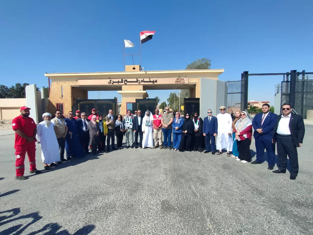 وفد البرلمان العربي يقدم الدعم المعنوي للجرحى الفلسطينيين في مستشفيات شمال سيناء 2 - جريدة الجمهورية WhatsApp Image 2025 06 27 at 4.35.01 PM - جريدة الجمهورية