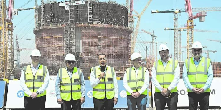 رئيس الوزراء فى موقع محطة الضبعة: «الحـلم النووى».. يقترب من التحقق