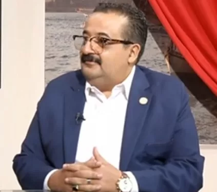 أحمد البيلي: المرشحون ينفقون على اللافتات.. والأفضل تقديم خدمات حقيقية للمواطنين