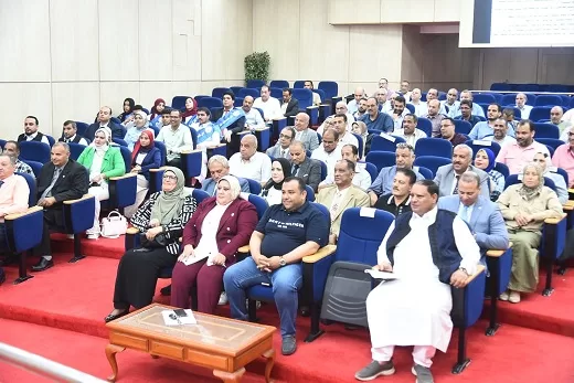 المجلس التنفيذي بمطروح يناقش الاستعدادات لانتخابات مجلس الشيوخ وإنشاء مدينة شبابية في سيوة 2 - جريدة الجمهورية 2 73 - جريدة الجمهورية