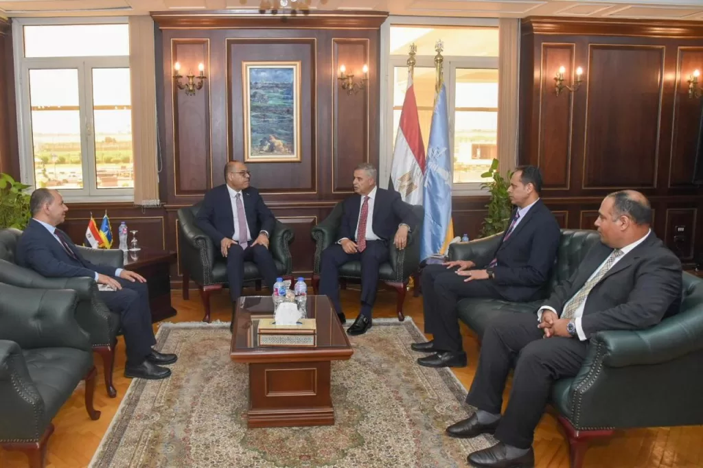 محافظ الإسكندرية يستقبل وزير العمل لبحث تعزيز بيئة عمل عصرية ومتطورة 2 - جريدة الجمهورية 3 61 - جريدة الجمهورية
