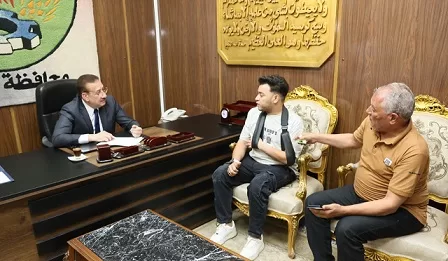 محافظ المنوفية يصدر قراراً عاجلاً بمساعدة مالية وتوفير كرسي متحرك لمواطن بحالة إنسانية 2 - جريدة الجمهورية 4 21 - جريدة الجمهورية