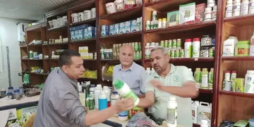 بالتعاون مع المحافظة.. الزراعة تشن حملة رقابية على منافذ بيع المبيدات والمخصبات بالفيوم