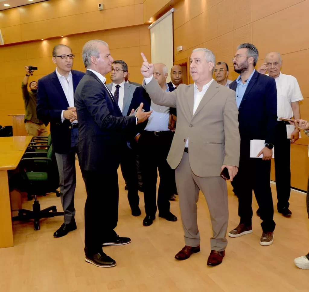 رئيس الهيئة الوطنية للصحافة يتفقد «الأهرام الكندية» وأكاديمية أخبار اليوم وجامعة «نيو إيجيبت» 3 - جريدة الجمهورية 515189111 1193405189466684 1766588821943082505 n - جريدة الجمهورية