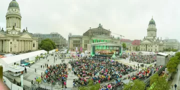  «وسام» يتدرب منفردًا .. والأهلى «يفرض شروطه»