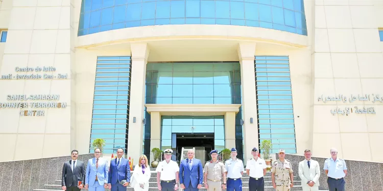  «وسام» يتدرب منفردًا .. والأهلى «يفرض شروطه»