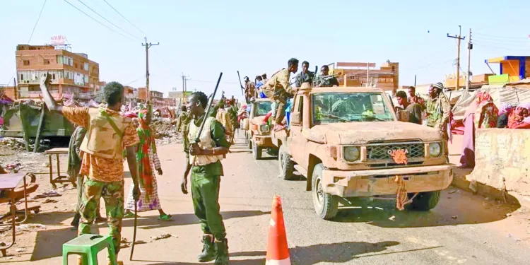  «وسام» يتدرب منفردًا .. والأهلى «يفرض شروطه»