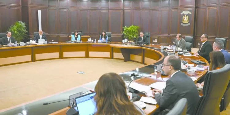 مدبولى يوجه بإعداد مجموعة من الفرص الواعدة لطرحها على الشركات الامريكية 1 - جريدة الجمهورية وعود «الننى» تحقيق البطولات هدية لجماهير «الجزيرة»