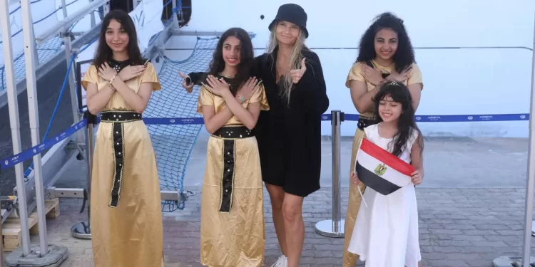 ميناء الإسكندرية يرحب بالسفينة السياحية «أرويا»في زيارتها الثانية خلال شهر