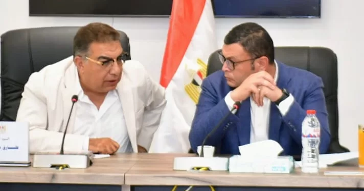 وزير الإسكان ومحافظ الدقهلية يستعرضان تطورات مشروعات المنصورة الجديدة