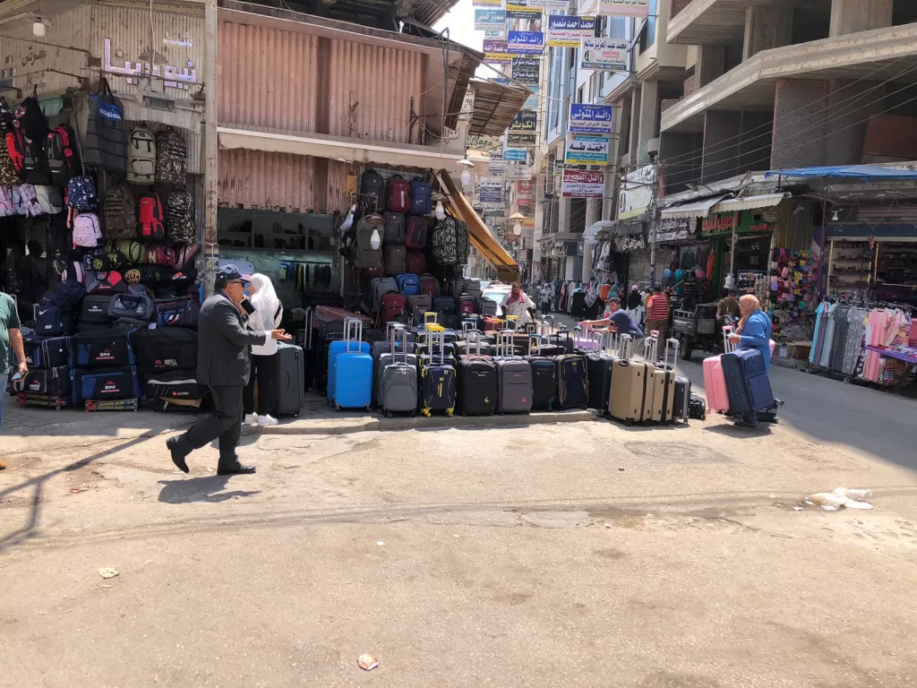 المحافظ في الميدان: طارق مرزوق يتفقد النظافة ويستمع للمواطنين بالمنصورة 2 - جريدة الجمهورية IMG 20250727 WA0132 - جريدة الجمهورية