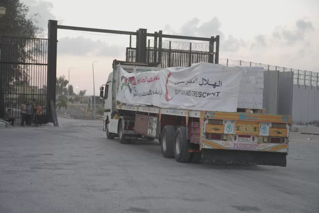 لليوم الثالث على التوالي.. محافظ شمال سيناء يتابع إدخال شاحنات المساعدات إلى قطاع غزة 6 - جريدة الجمهورية IMG 20250729 WA0083 - جريدة الجمهورية