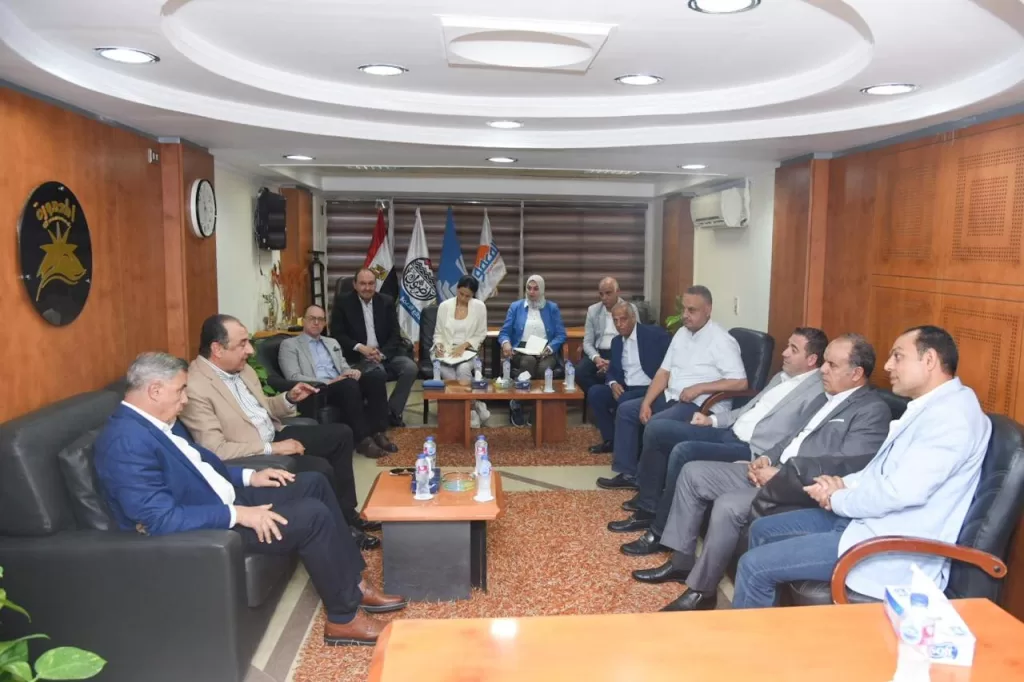 وزير قطاع الأعمال العام ومحافظ الإسكندرية يتفقدان منطقة المعمورة 2 - جريدة الجمهورية IMG 20250731 WA0020 - جريدة الجمهورية