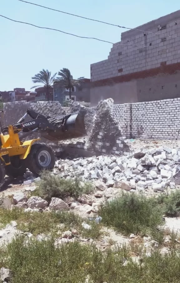 تطبيق القانون على المخالفين: محافظ الإسكندرية يتابع حملات إزالة التعديات على أملاك الدولة 9 - جريدة الجمهورية IMG 20250731 WA0022 - جريدة الجمهورية
