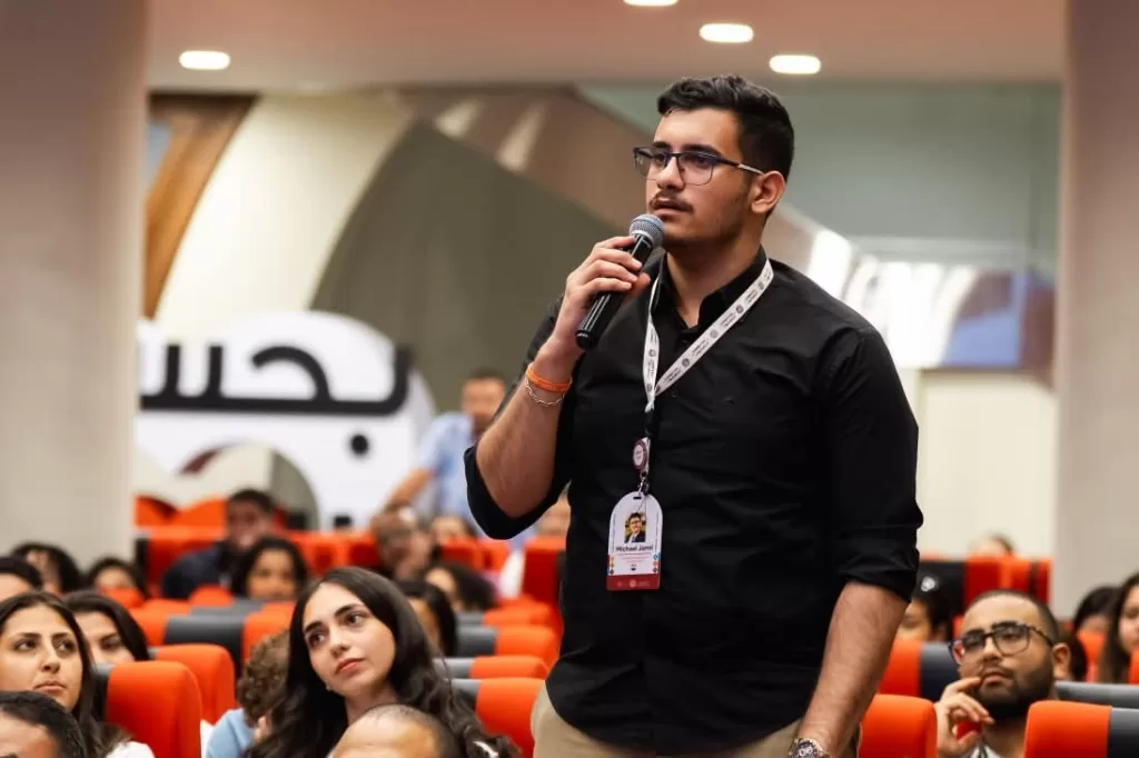 البابا تواضروس يحتفل بعيد رهبنته: حوار أبوي يجمع قداسته بشباب ملتقى لوجوس 3 - جريدة الجمهورية IMG 20250731 WA0038 - جريدة الجمهورية