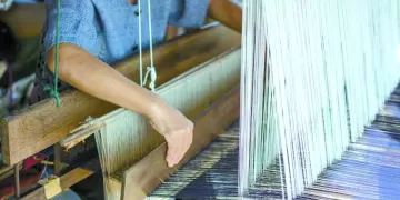 مركز متكامل لإنتاج الحرير الطبيعى بالوادى الجديد