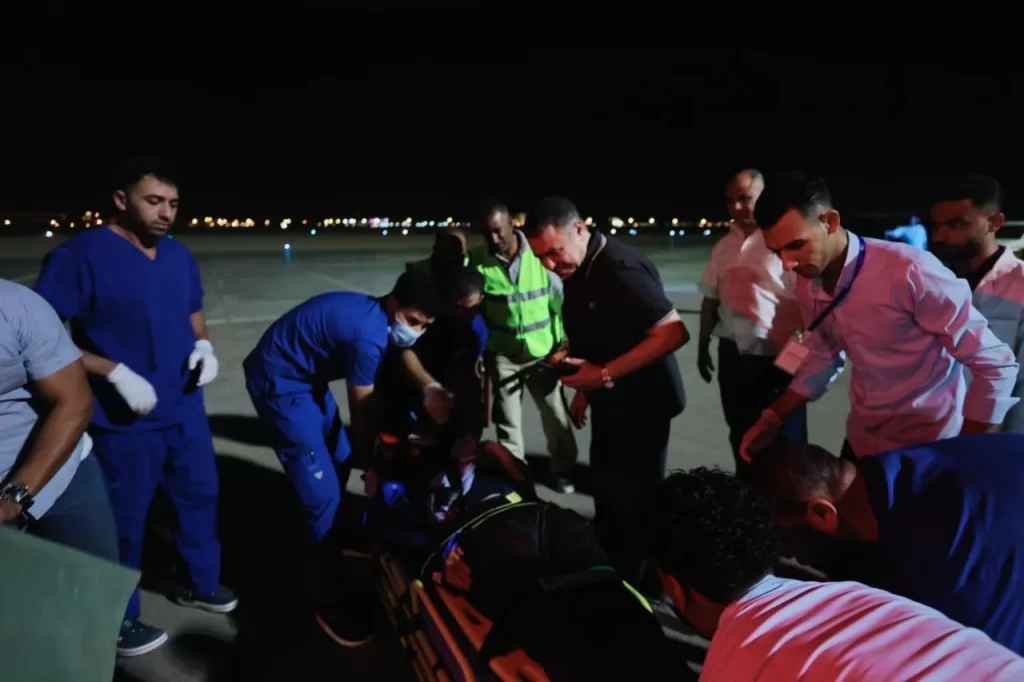 فيديو| محافظ البحر الأحمر يزور مصابي حادث حفار جبل الزيت ويوجه بتوفير أفضل رعاية طبية 3 - جريدة الجمهورية WhatsApp Image 2025 07 02 at 4.09.08 AM - جريدة الجمهورية