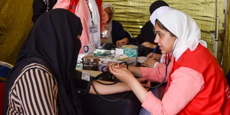 خطوة نحو مجتمع صحي.. مبادرات طبية تصل لأهالي العجمي وبرج العرب والعامرية