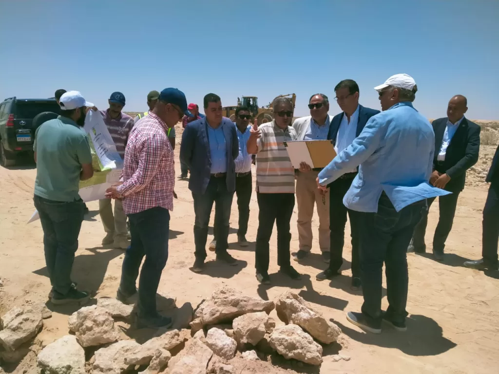 استعدادًا للمشروعات الزراعية الكبرى.. وزير الزراعة يتابع أعمال حصر الأراضي الصحراوية 2 - جريدة الجمهورية WhatsApp Image 2025 07 03 at 14.49.26 6ea32a4a - جريدة الجمهورية