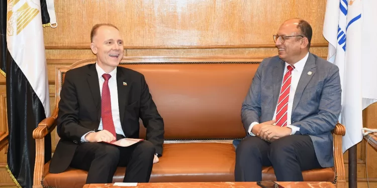 رئيس جامعة حلوان والسفير البلغاري يبحثان التعاون الأكاديمي والتبادل الثقافي 1 - جريدة الجمهورية رئيس جامعة حلوان والسفير البلغاري يبحثان التعاون الأكاديمي والتبادل الثقافي