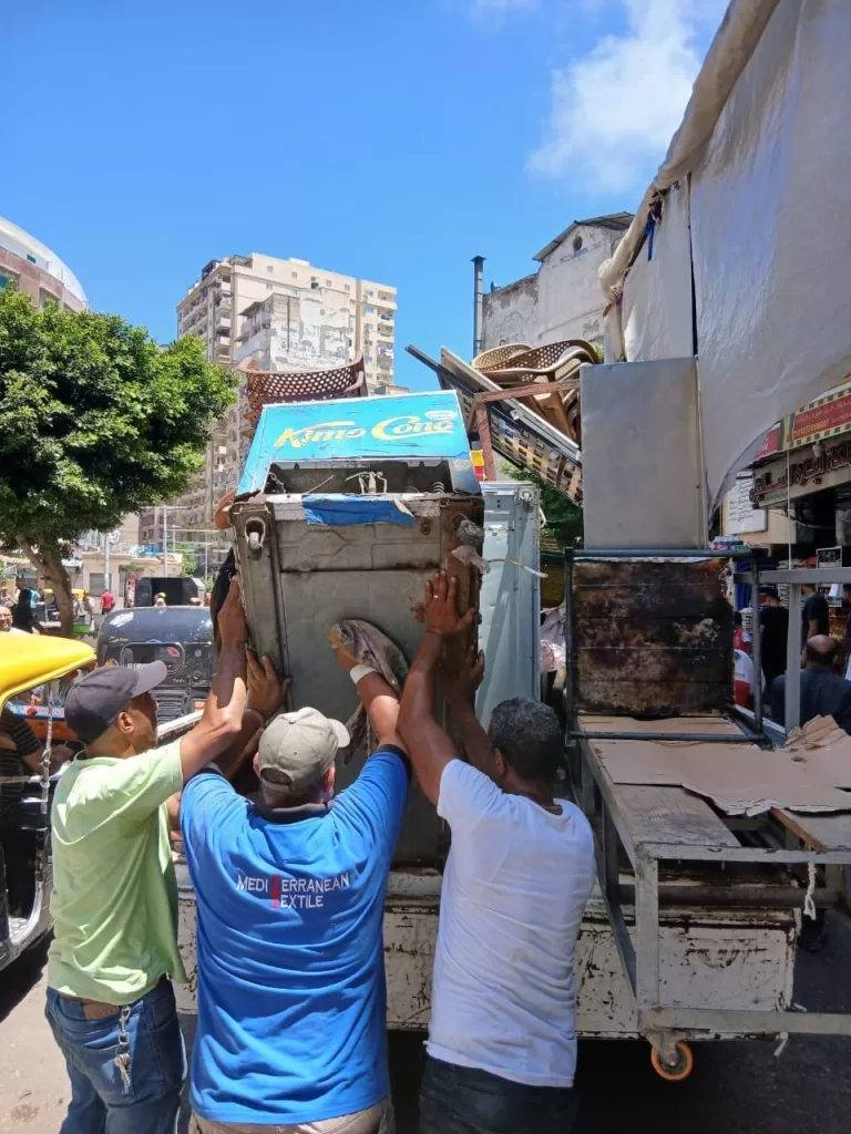 الإسكندرية: حملات رقابية مكثفة تسفر عن تحصيل 1.3 مليون جنيه غرامات من الأسواق 2 - جريدة الجمهورية WhatsApp Image 2025 07 04 at 4.00.34 PM - جريدة الجمهورية