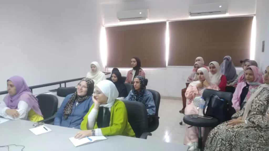 انطلاق برنامج التدريب الصيفي لطالبات عين شمس في مركز النانوتكنولوجي بجامعة حلوان 12 - جريدة الجمهورية WhatsApp Image 2025 07 06 at 6.09.32 PM 1 - جريدة الجمهورية